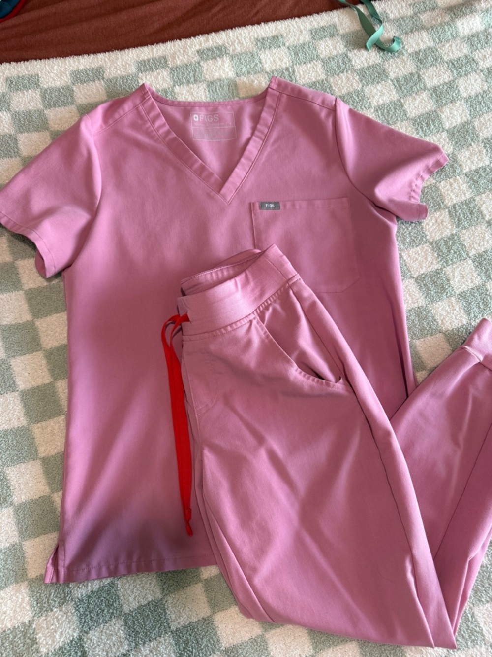 FIGS Chalk Pink Scrubs Set